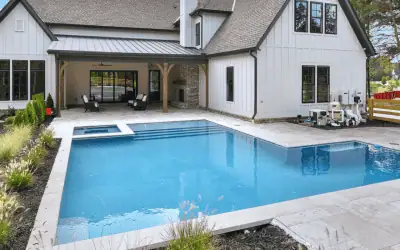 What to Expect from a Pool Builder in Woodstock